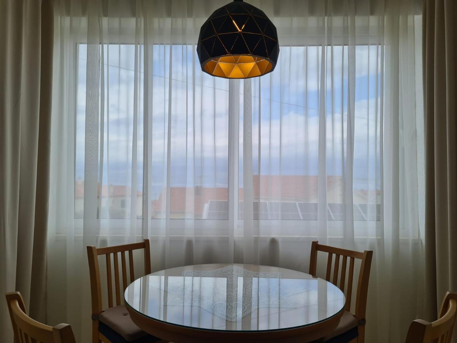 Apartments Jelena Supetar - Four Apartments - A Small House With A Private Yard - Two-Room Apartment With A Sea View - Studio Apartment - Two-Room Apartment With Garden View- Free Parking المظهر الخارجي الصورة