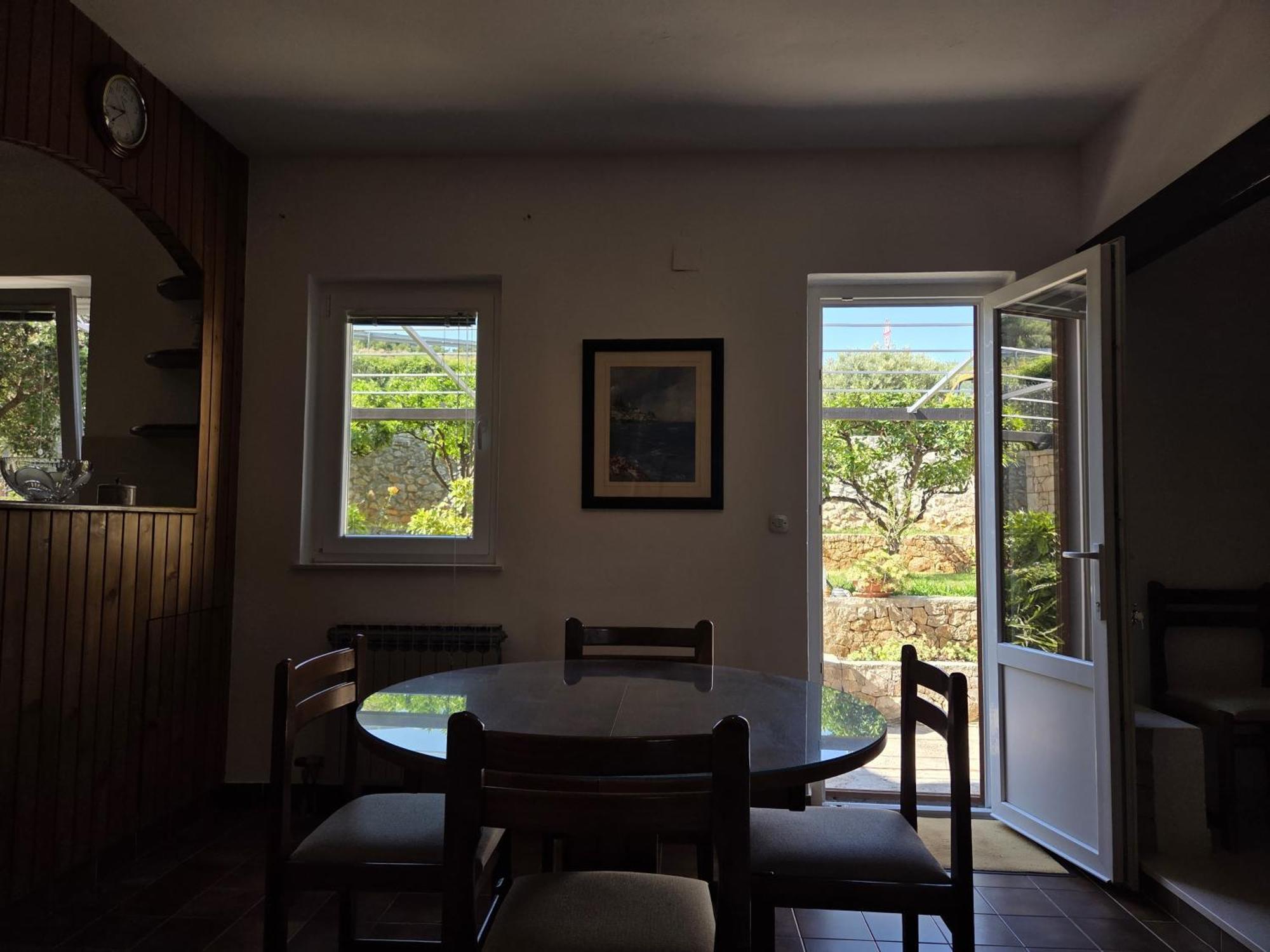 Apartments Jelena Supetar - Four Apartments - A Small House With A Private Yard - Two-Room Apartment With A Sea View - Studio Apartment - Two-Room Apartment With Garden View- Free Parking المظهر الخارجي الصورة